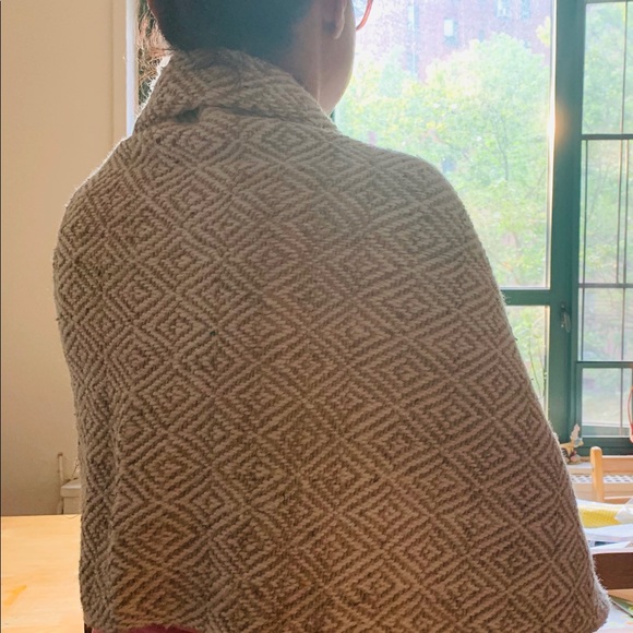 🎉🎉HOST PICK🎉🎉Warm Embrace💛💛 - Picture 3 of 11